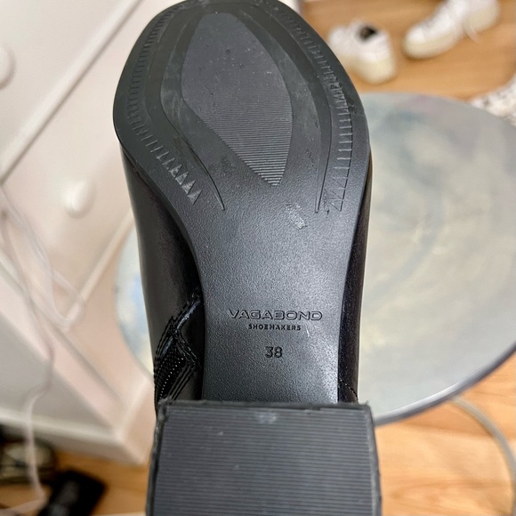 Vagabond Nicole Black Leather Blocked Mid
Heeled Ankle Boots With Round Toe - Picture 11 of 12